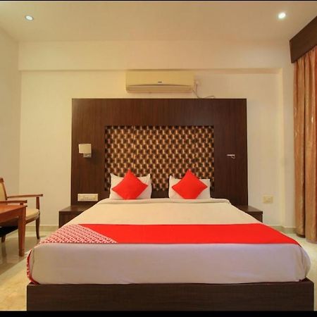 מייזור Grand Milestone Hotel מראה חיצוני תמונה