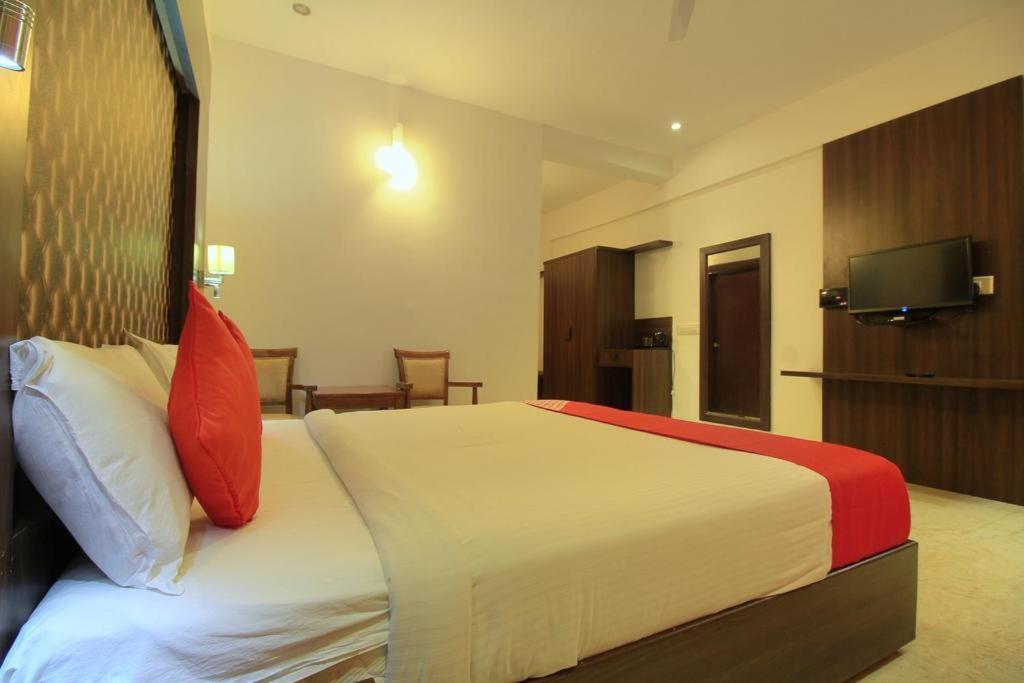 מייזור Grand Milestone Hotel מראה חיצוני תמונה